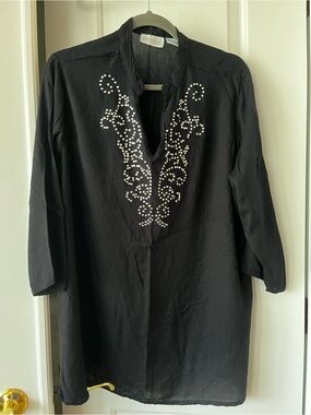 Company One Embellished Black Tunic Top w/ Embellished V-Neck 2X